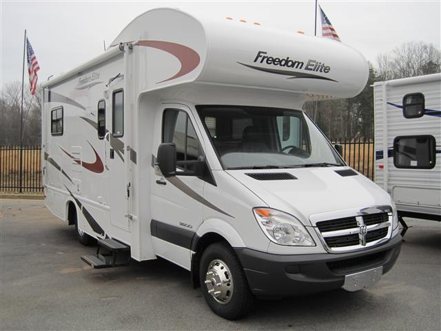 New 2010 Fourwinds Freedom Elite 23S Class C For Sale